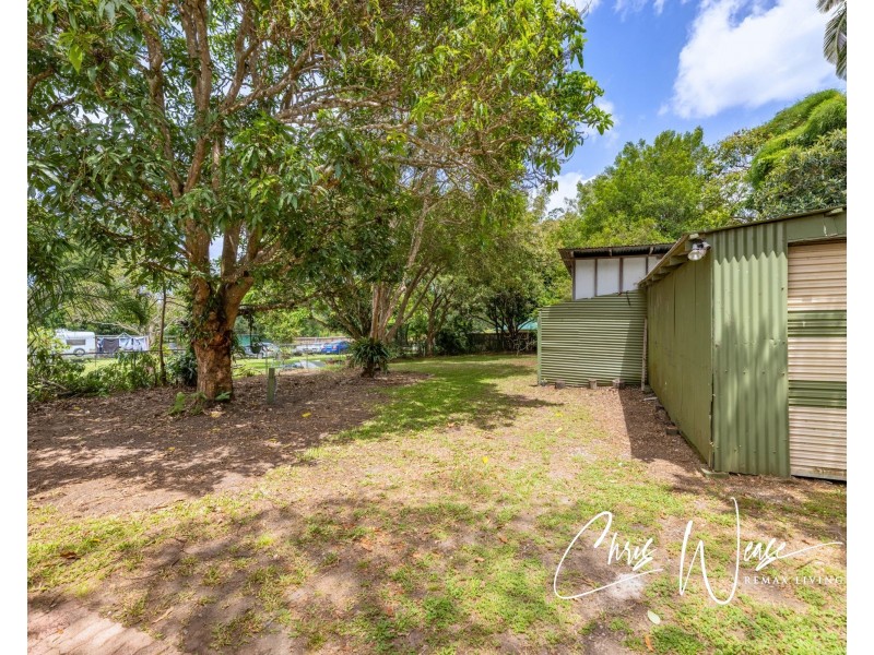 8 Brooker Street, Woodford QLD 4514