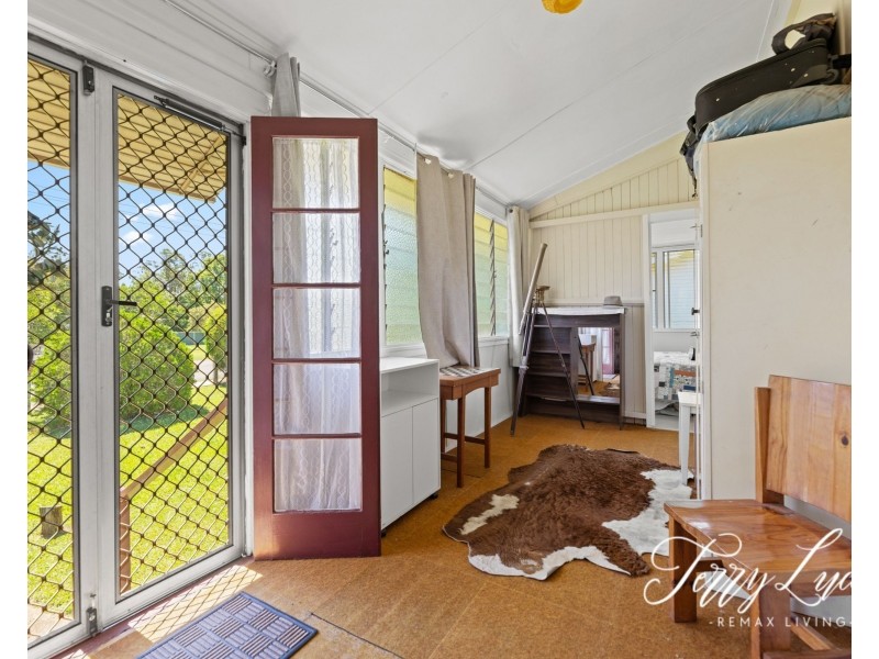 53 Hart Street, Blackbutt QLD 4306