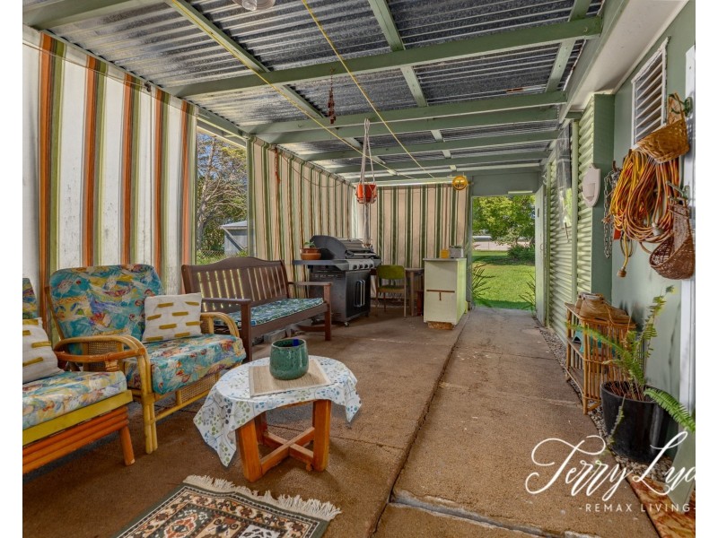 53 Hart Street, Blackbutt QLD 4306
