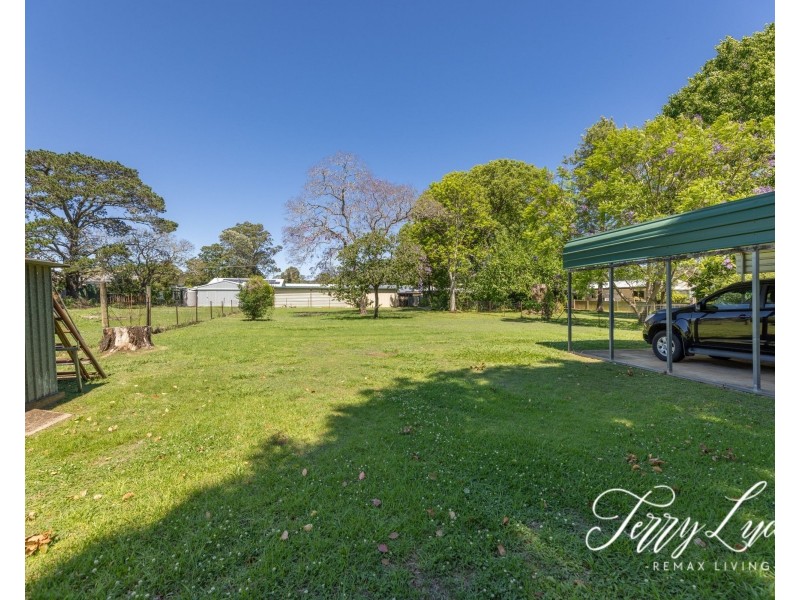 53 Hart Street, Blackbutt QLD 4306