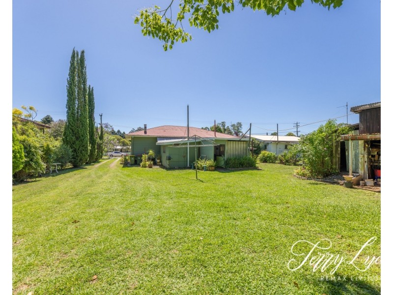 53 Hart Street, Blackbutt QLD 4306