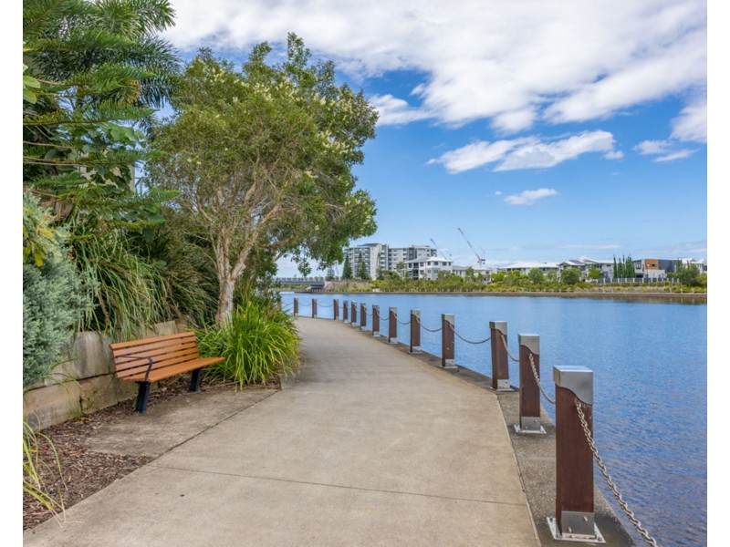 7/12 Bright Place, Birtinya QLD 4575