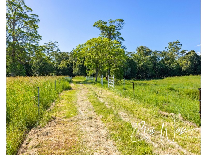 135 Cove Road, Stanmore QLD 4514