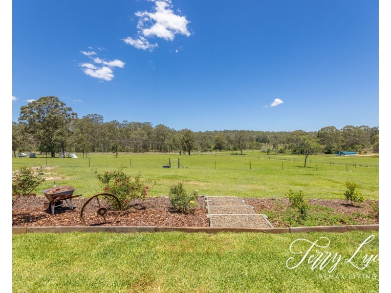 36 Emerson Road, Taromeo QLD 4306