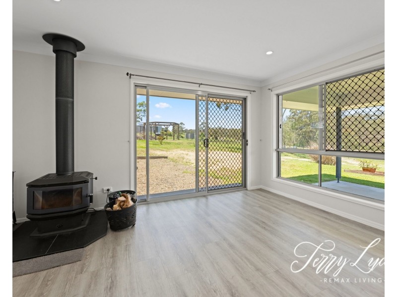 36 Emerson Road, Taromeo QLD 4306