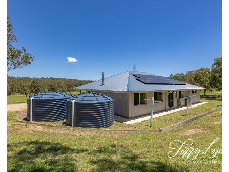 36 Emerson Road, Taromeo QLD 4306