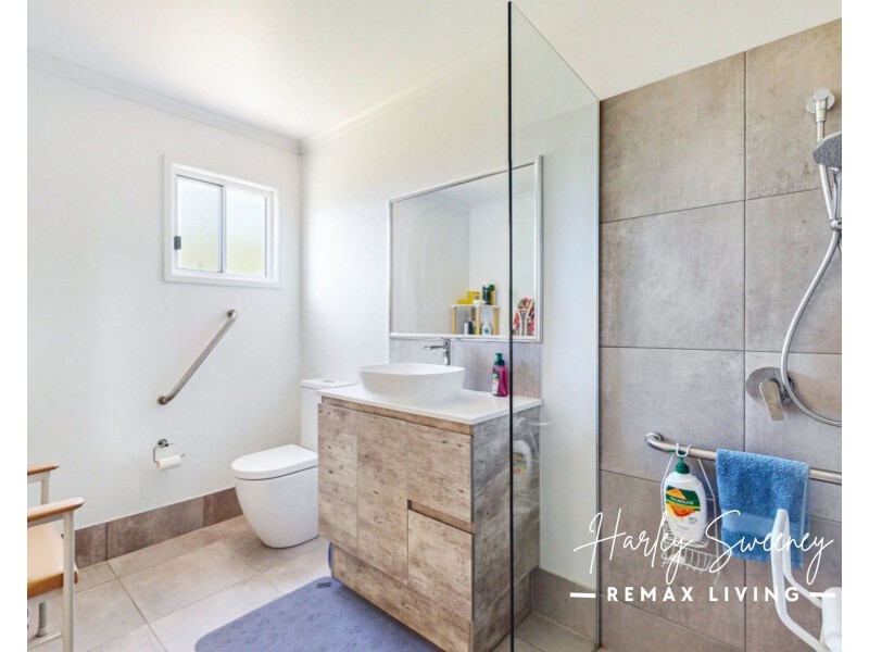 98 Hardgrave Road, Benarkin North QLD 4306