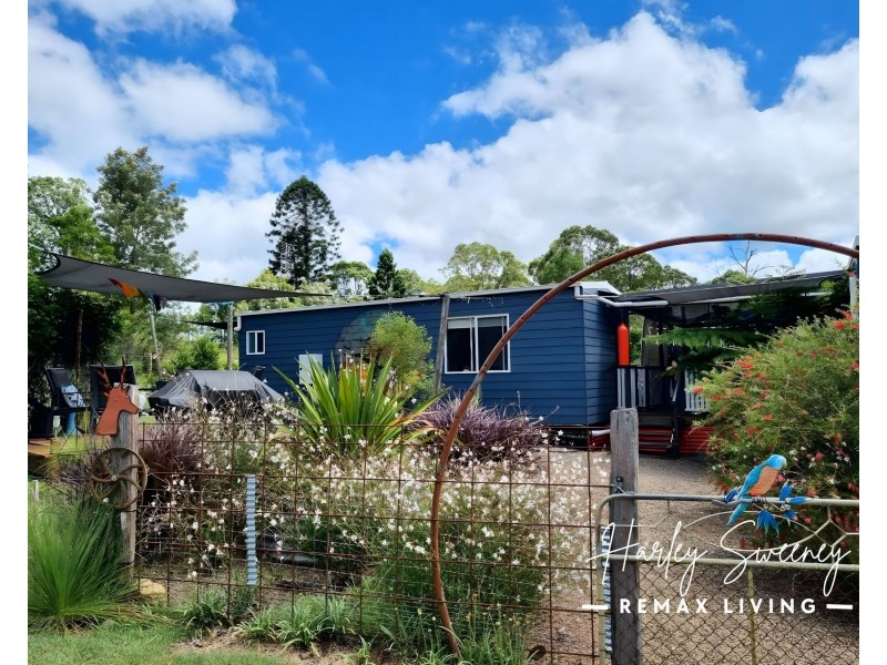98 Hardgrave Road, Benarkin North QLD 4306