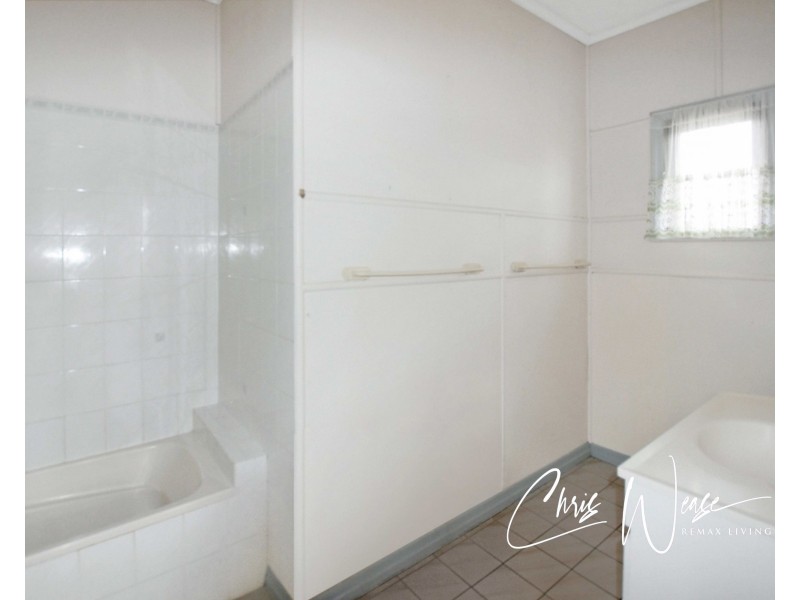 96 Kennedy Street, Kilcoy QLD 4515