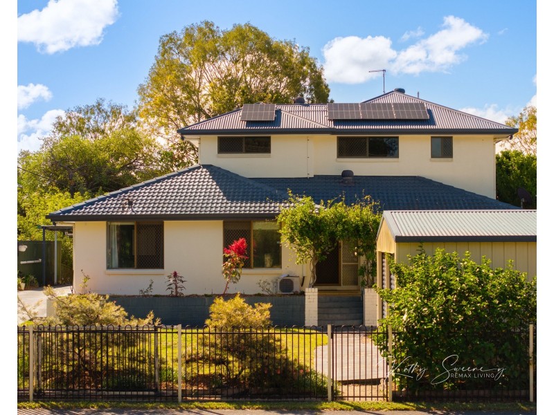 24 Bishop Road, Beachmere QLD 4510