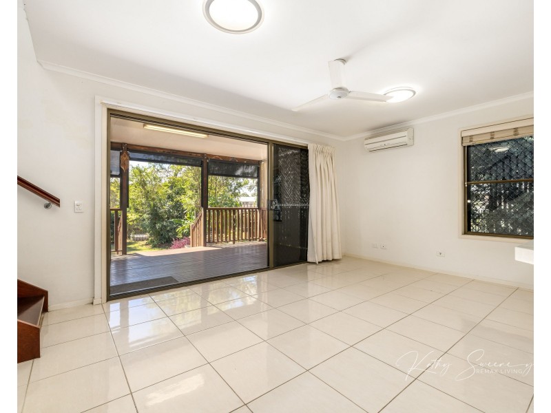 24 Bishop Road, Beachmere QLD 4510