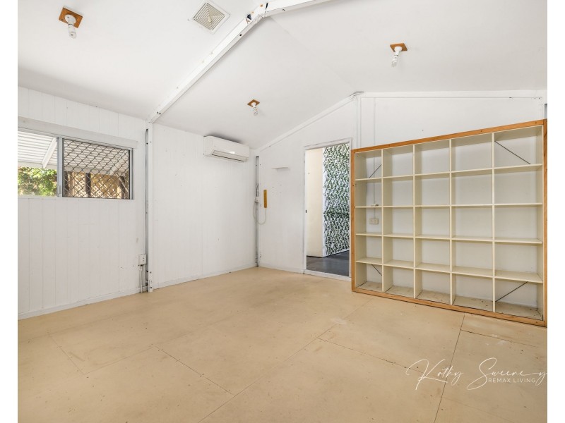 24 Bishop Road, Beachmere QLD 4510