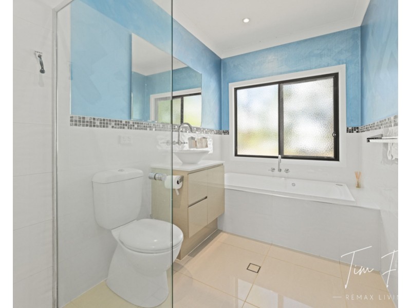 15 Highcrest Street, Ocean View QLD 4521