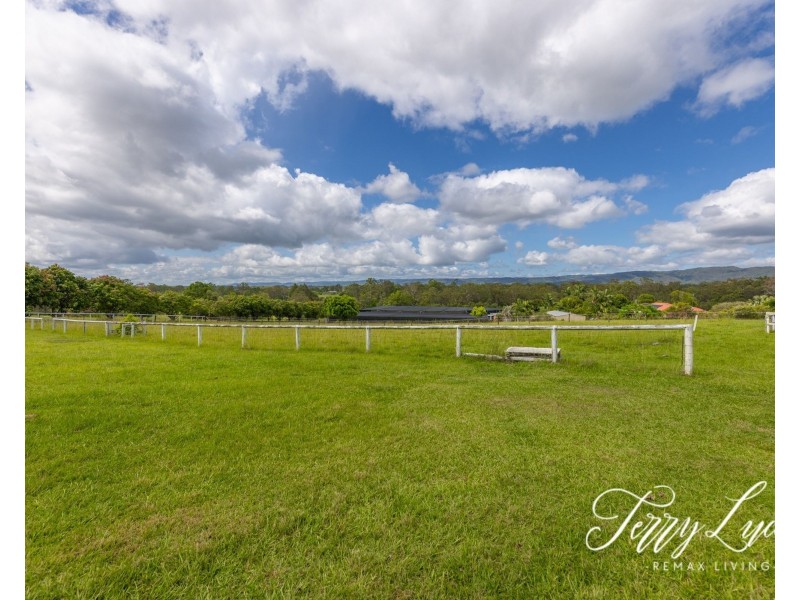 170 McClintock Road, Wamuran QLD 4512