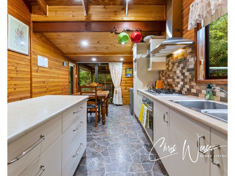 294 Candle Mountain Drive, Crohamhurst QLD 4519