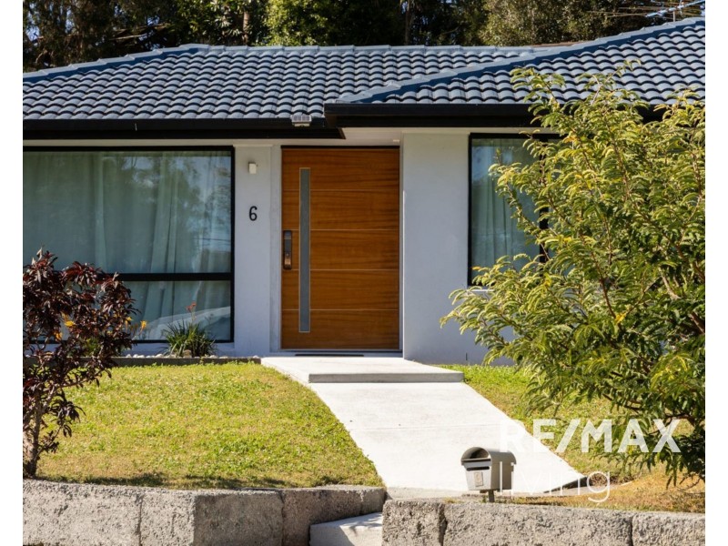 6 Eucumbene Drive, Petrie QLD 4502