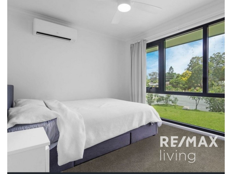 6 Eucumbene Drive, Petrie QLD 4502