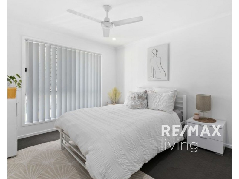 2/18 Derwent Street, Burpengary QLD 4505