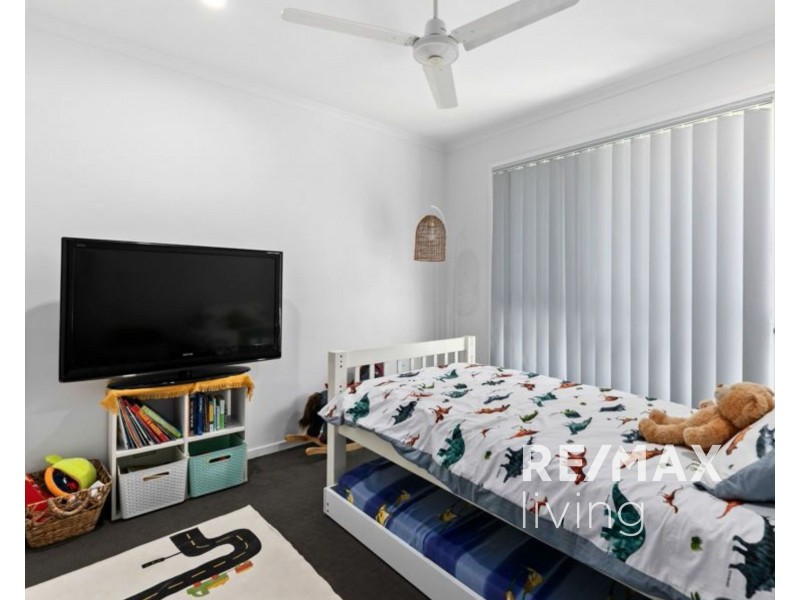 2/18 Derwent Street, Burpengary QLD 4505