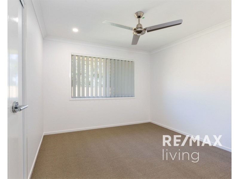 24 Shoreview Boulevard, Griffin QLD 4503