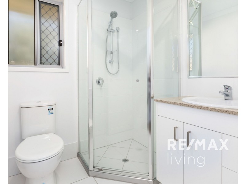 24 Shoreview Boulevard, Griffin QLD 4503