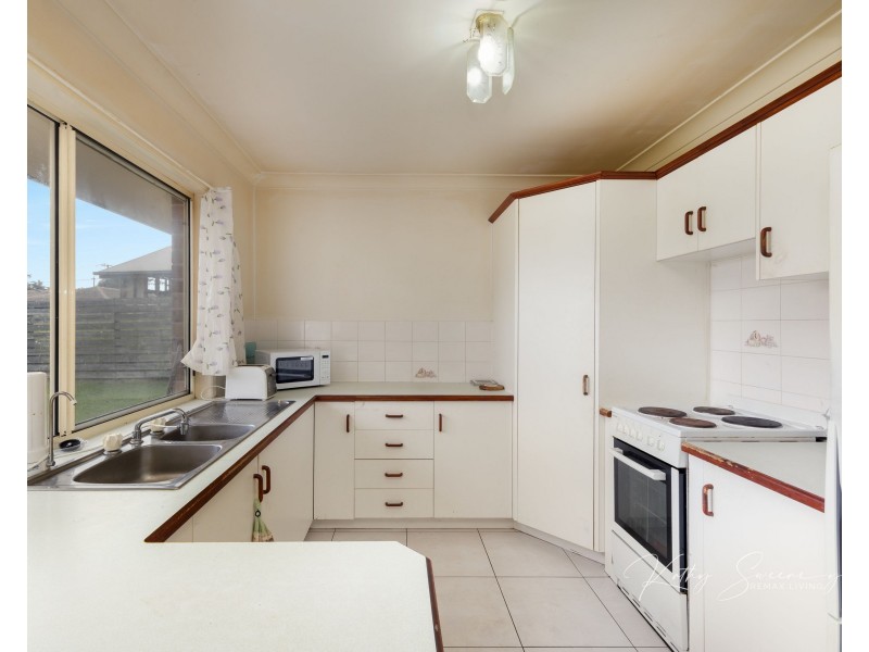 4 Gould Crescent, Morayfield QLD 4506