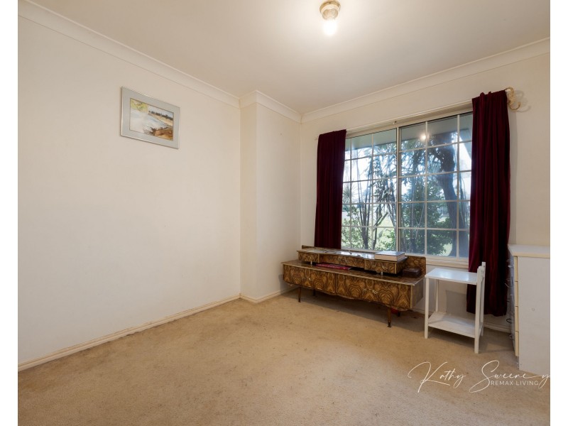 4 Gould Crescent, Morayfield QLD 4506