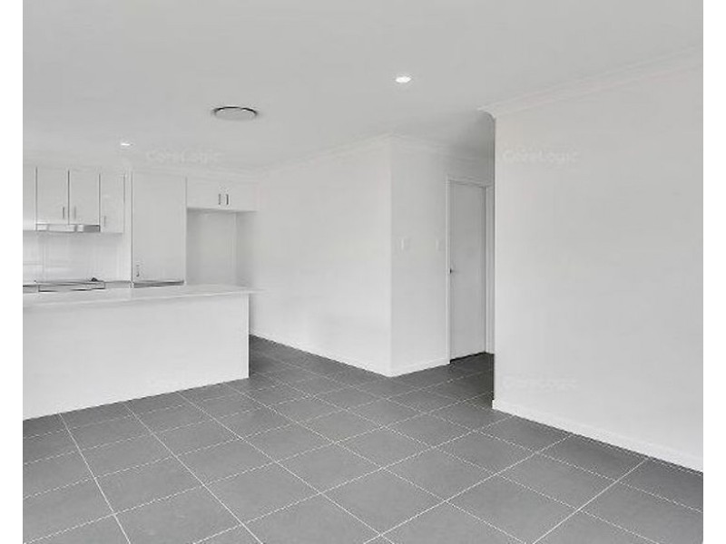 16/15 Waratah Way, Morayfield QLD 4506