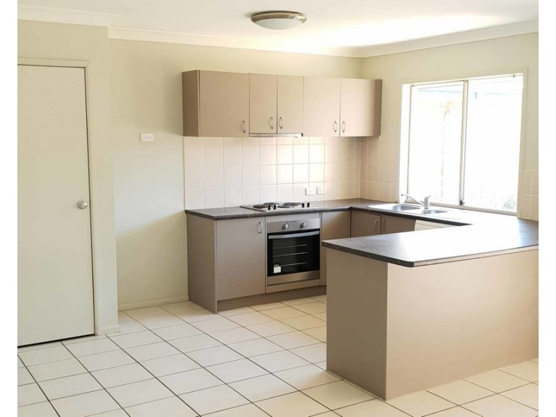 5 Malanda Court, North Lakes QLD 4509