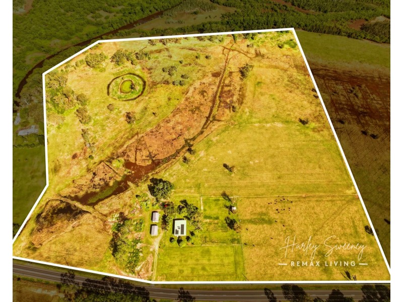 547 Beachmere Road, Beachmere QLD 4510