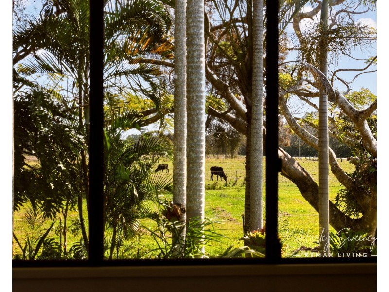547 Beachmere Road, Beachmere QLD 4510