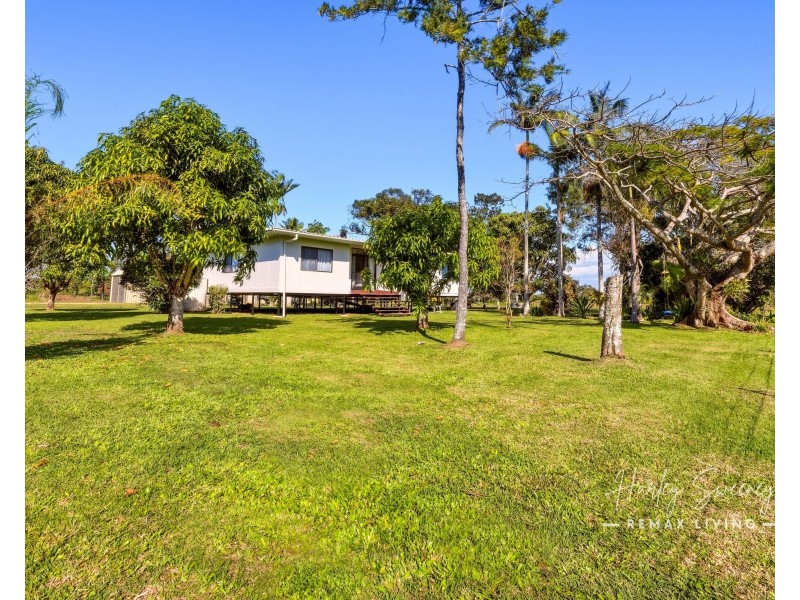 547 Beachmere Road, Beachmere QLD 4510