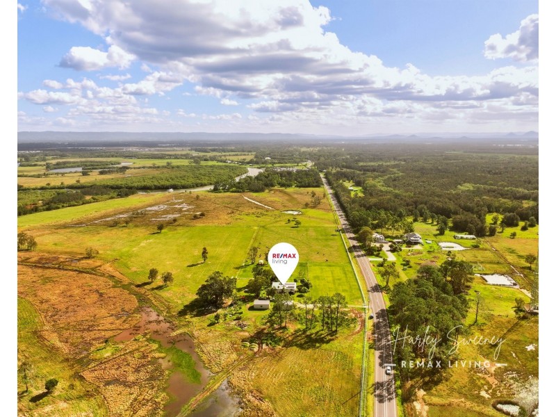 547 Beachmere Road, Beachmere QLD 4510