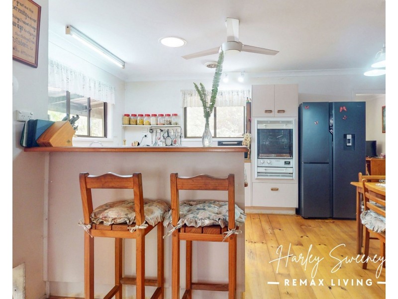 61 Grant Road, Benarkin North QLD 4306