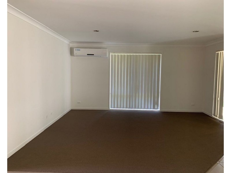 30 Bangalow Street, Morayfield QLD 4506