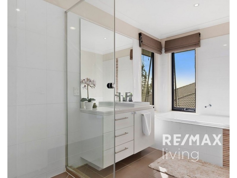 104 Tibrogargan Drive, Narangba QLD 4504