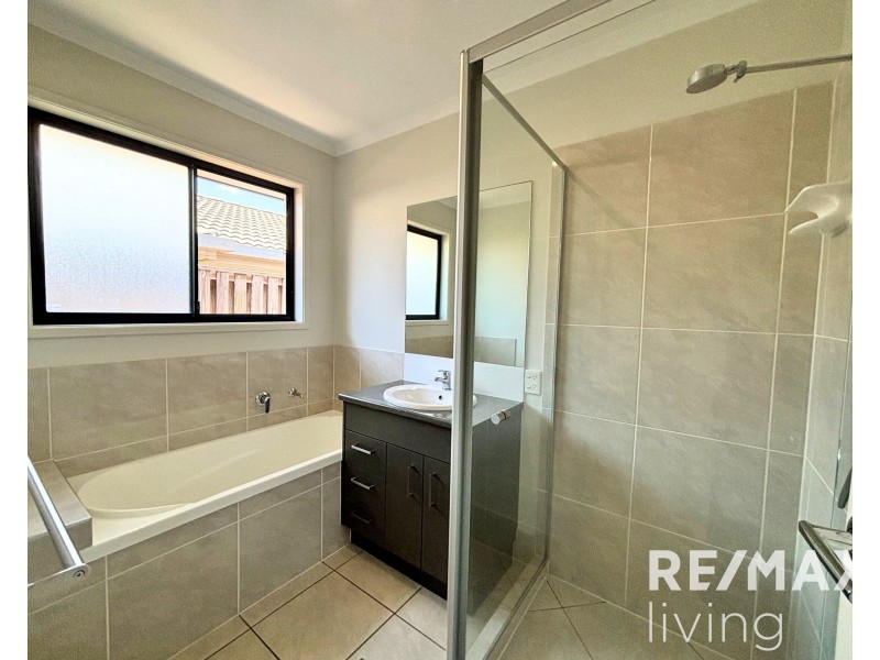 4 Dreyfus Place, Burpengary QLD 4505