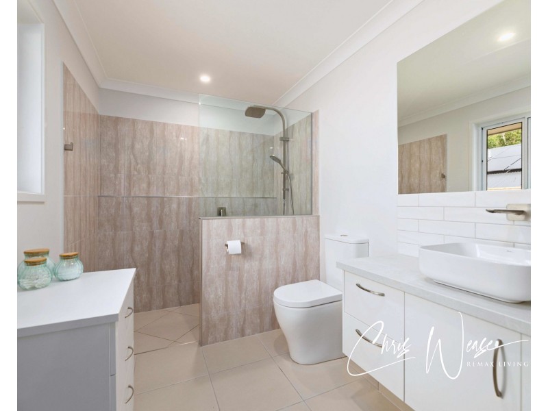 6 Henry Court, Woodford QLD 4514