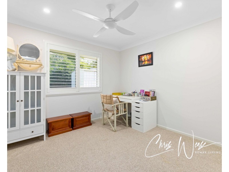6 Henry Court, Woodford QLD 4514