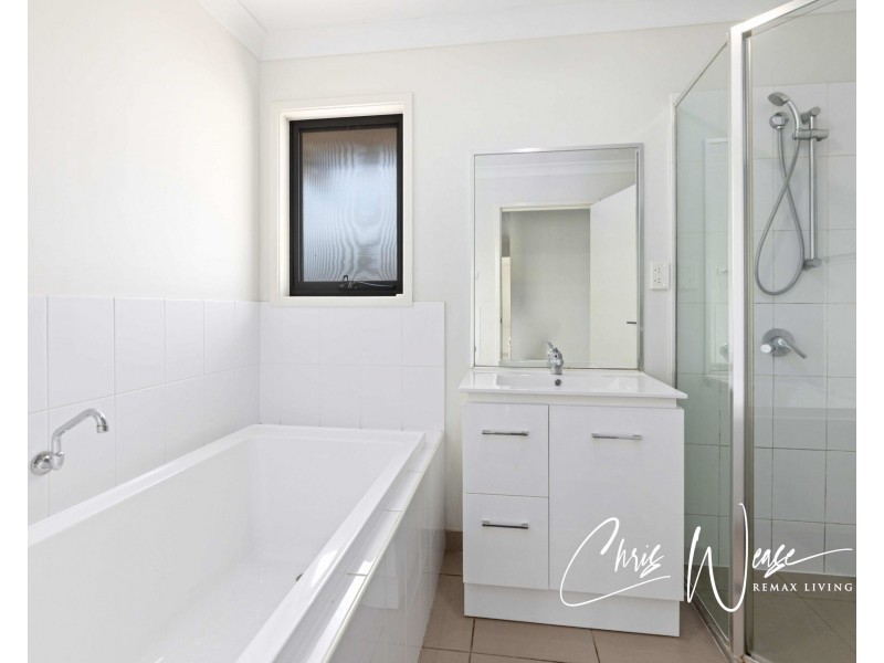 11 Settlers Rise, Woolmar QLD 4515