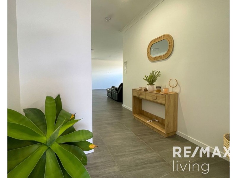 105 Riverparks Way, Upper Caboolture QLD 4510