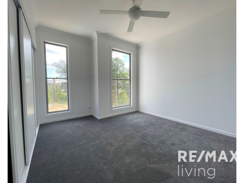 105 Riverparks Way, Upper Caboolture QLD 4510