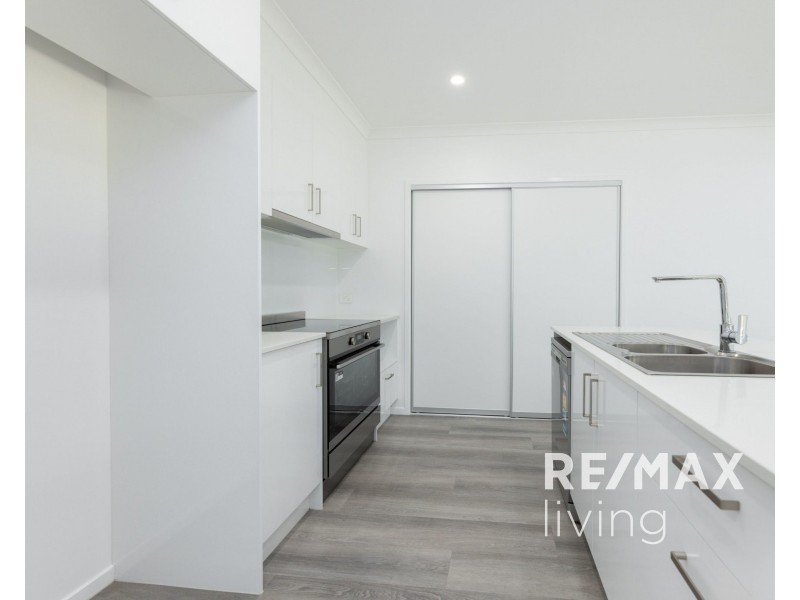 39 Hamilton Road, Woodford QLD 4514