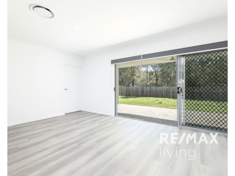 39 Hamilton Road, Woodford QLD 4514