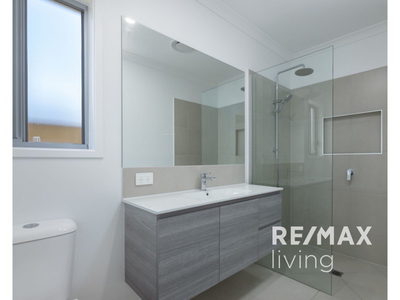 39 Hamilton Road, Woodford QLD 4514