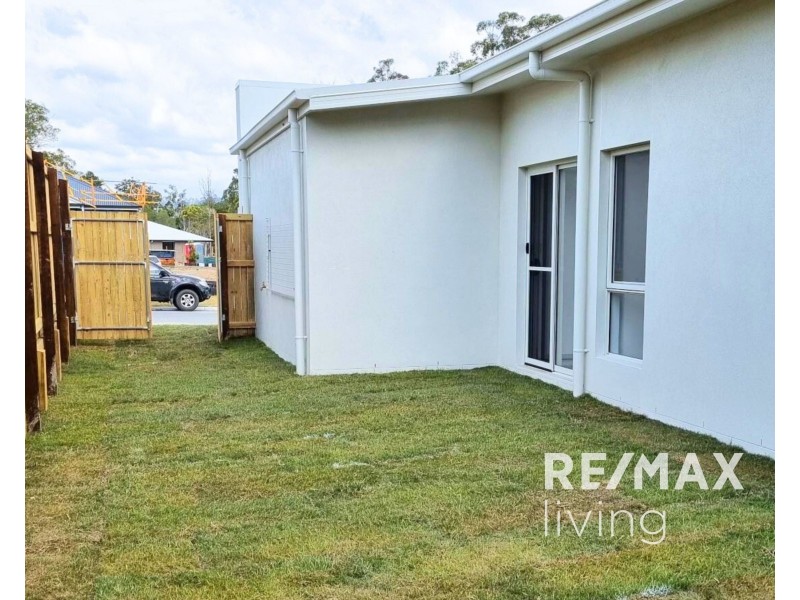 39 Hamilton Road, Woodford QLD 4514