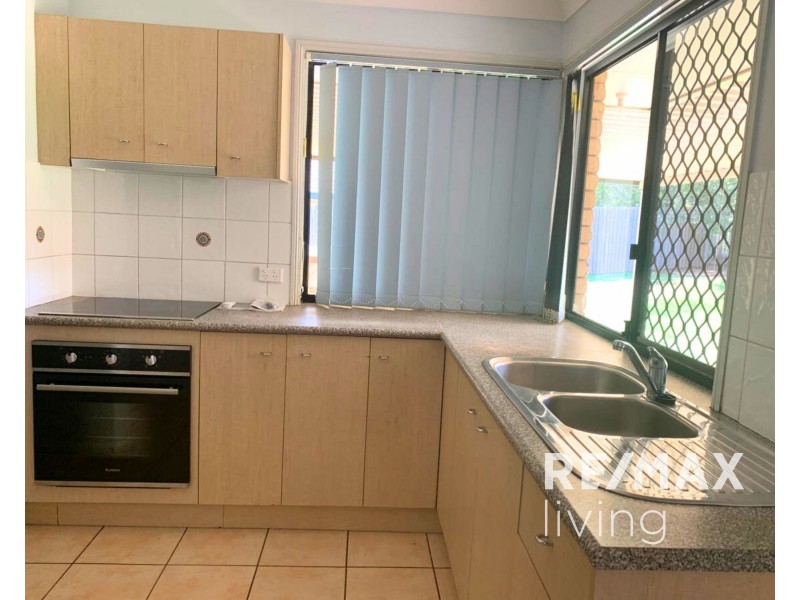 4 Crestridge Crescent, Morayfield QLD 4506