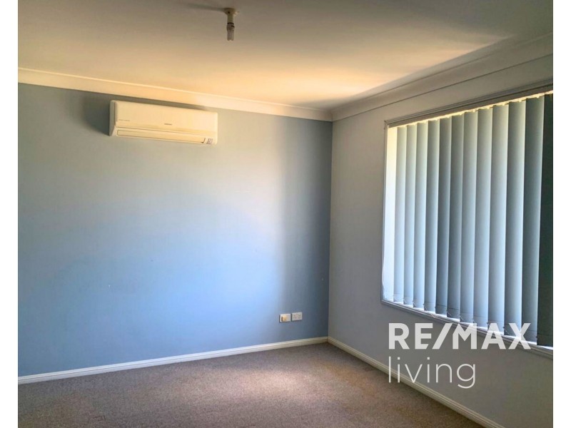 4 Crestridge Crescent, Morayfield QLD 4506