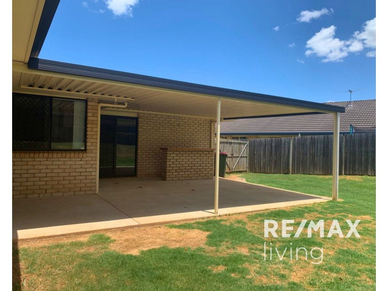 4 Crestridge Crescent, Morayfield QLD 4506