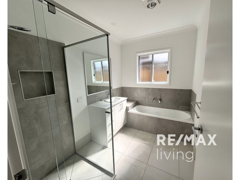 16 Myrtle Street, Burpengary QLD 4505